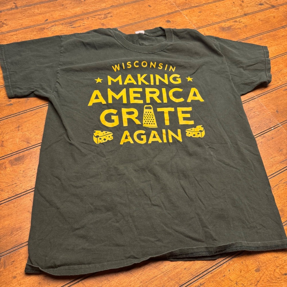 Wisconsin Making America Grate Again Green Graphic‎ T-Shirt Mens Large Cotton